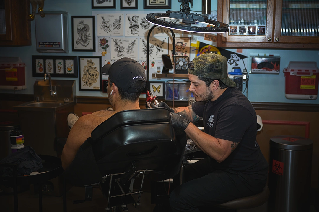 Ink & Dagger Tattoo photograph by Kevin Blackwell (9 of 25)